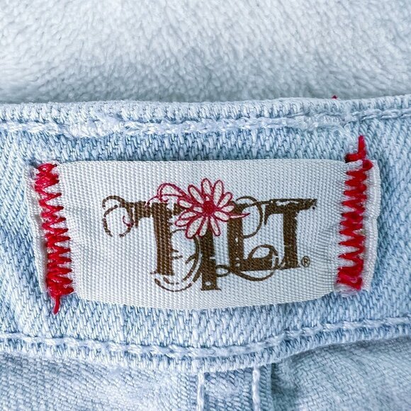 Women's Tilt Denim Shorts | Light Blue Wash | Distressed | Size 7 | Stretch - Picture 14 of 16